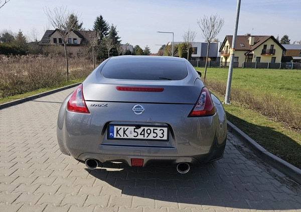 Nissan 370 Z cena 97000 przebieg: 150000, rok produkcji 2016 z Kraków małe 121